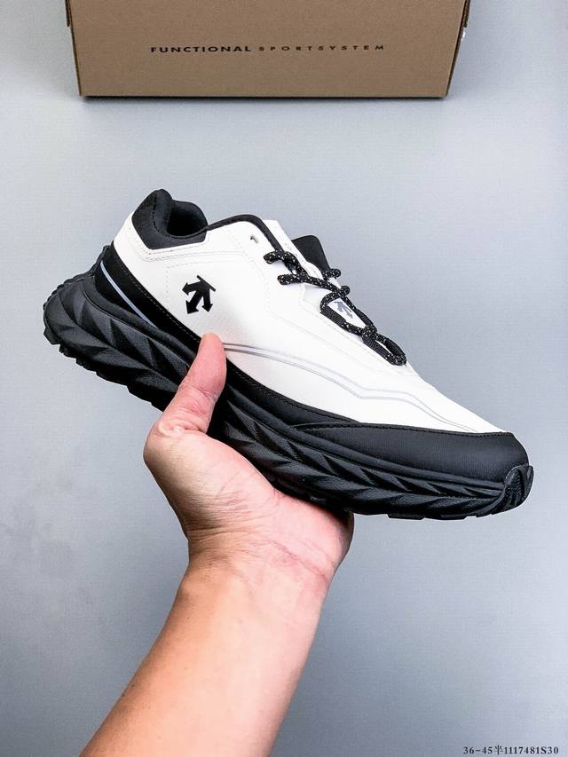 公司级！迪桑特Descente Terraind Slip-On 舒适柔软 防滑耐磨低帮 登山鞋 1117481S30