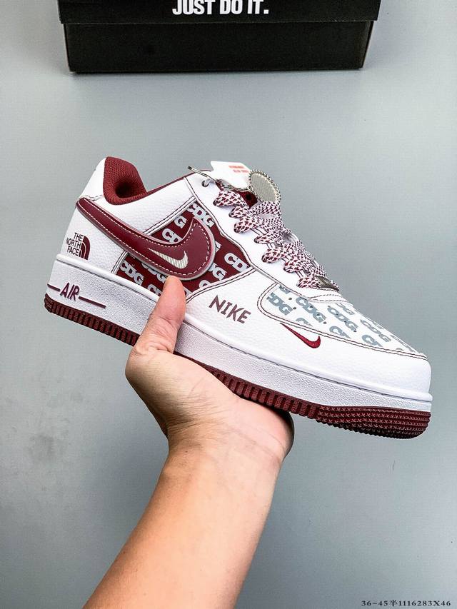 纯原版本 原楦数据纸版，采用硬质优质皮革鞋面材质，内置全掌Air Sole气垫。耐克 Nike Air Force 1 Low 空军一号低帮经典百搭休闲运动板鞋