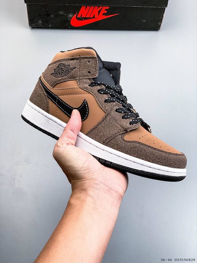 耐克Nike Air Jordan 1 Mid Aj1乔丹一代中帮经典复古文化休闲运动篮球鞋 1115156S20