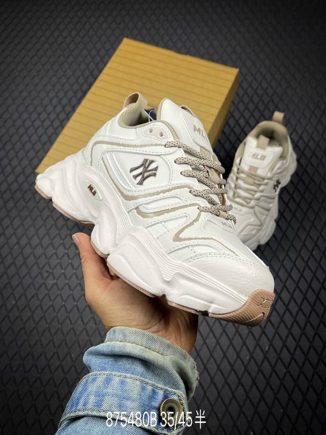 B 公司级Mlb 纽约洋基队 Chunky Liner Embo Monogram 印刻老花 时尚舒适 休闲运动 防滑耐磨增高 低帮 板鞋 货号:3Asxp20