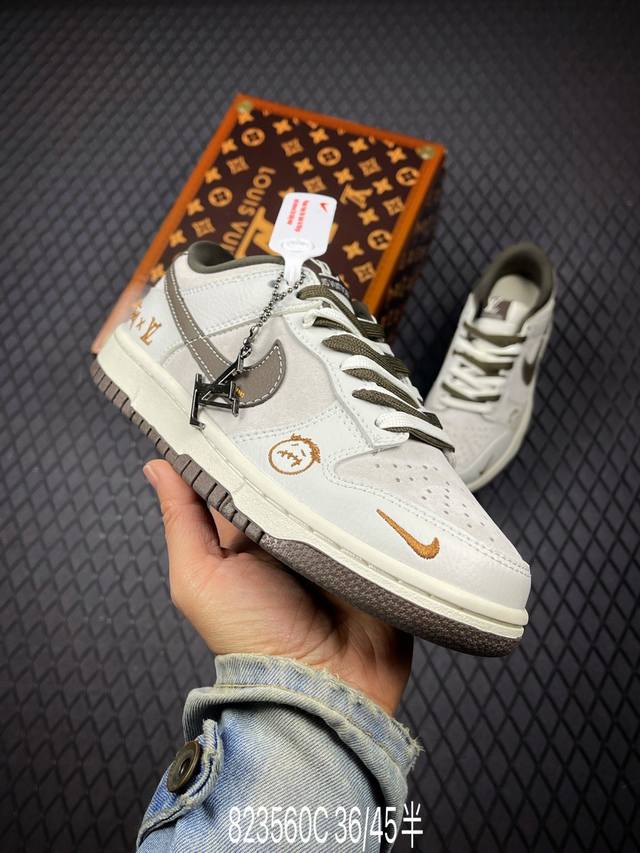 C Nk Dunk Low Retro “Diy高端定制” 低帮休闲运动板鞋 原装头层材料 用料绝不含糊 独家版型蒸餾加工帶來的是更好的视觉和脚感体验 清洁度