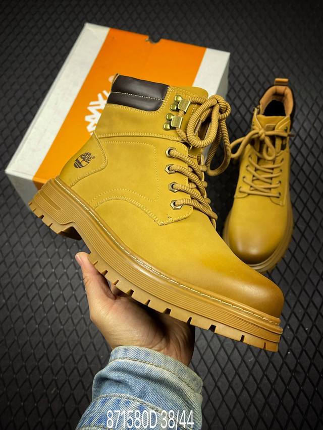 D 新货#Timberland添柏岚 天伯伦户外工装休闲大黄靴系列 #广东大厂品质 原盒原包装 #秋冬新款时尚潮流搭配 面料采用意大利顶级磨砂细纹牛皮 搭配防臭