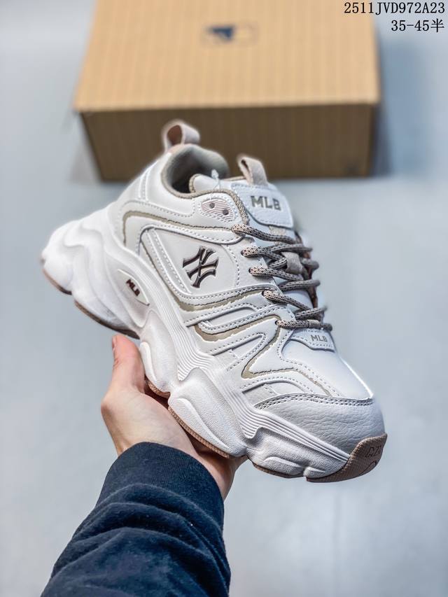 公司级Mlb 纽约洋基队 Chunky Liner Embo Monogram 印刻老花 时尚舒适 休闲运动 防滑耐磨增高 低帮 板鞋 货号:3Asxp20N