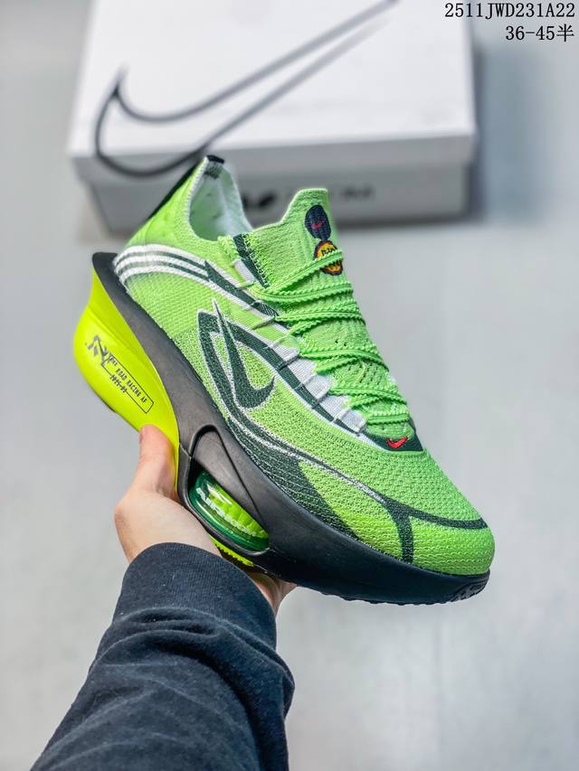 公司级Nike Air Zoom Alphafly Next%3 耐克 耐磨透气支撑平衡 低帮 气垫 马拉松跑步鞋 新品发布 整体采用前作的设计语言 并且对后者
