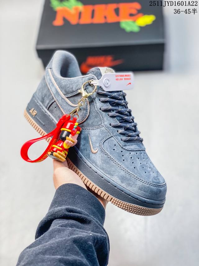 海外爆款限量发售！公司级Nike Air Force 1 '07 Low “头层猪八拼接” 空军一号 高端定制 低帮 运动鞋 休闲鞋 折边针车 工艺难度大 原楦