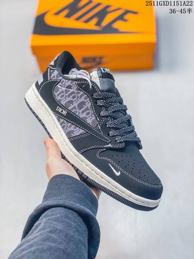 海外爆款限量发售！Travis Scott X Fragment Design X Jordan Air Jordan 1 Low Og Sp “迪奥联名-黑白