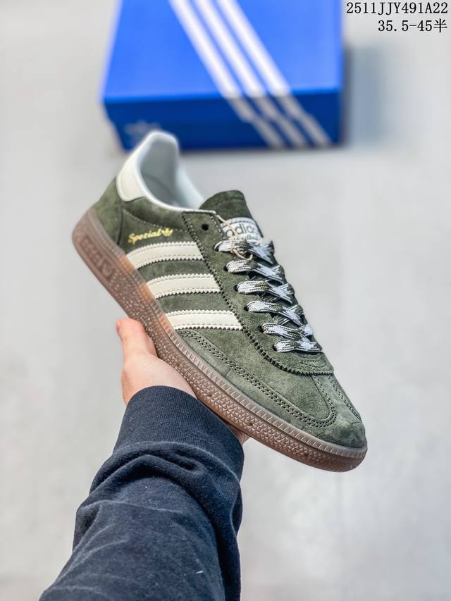 阿迪达斯 德训鞋 Adidas Originals Samba Og Shoes 经典运动鞋小白鞋 T头鞋 男女士板鞋 彰显休闲摩登风情的时尚经典鞋。它诞生于5