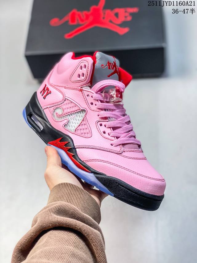 Awake Ny X Jordan Air Jordan 5 Arctic pink 柔软舒适 防滑耐磨 中帮 复古篮球鞋 男女同款 粉色 主货号:Dv4982