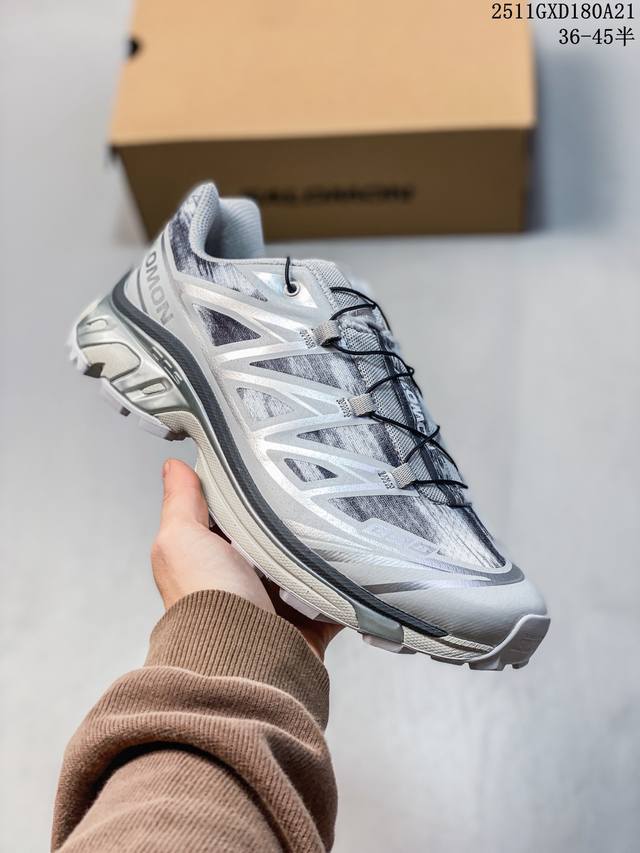 Salomon 萨洛蒙 原楦原纸版开发版型，采用高性能结构鞋面提供稳固支撑性，原装牛角扣系带开合，欧索莱环保去臭环型组合鞋垫，外置三层双层组合橡胶Acs科技全地