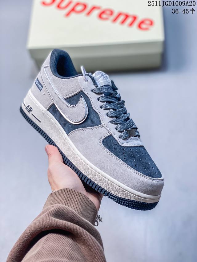 Nike 耐克低帮板鞋 空军一号 Af1马卡 龙Af1厚底增高百搭运动板鞋 Nike Air Force 1“Shadow”造型设计上与 Sacai X Nik