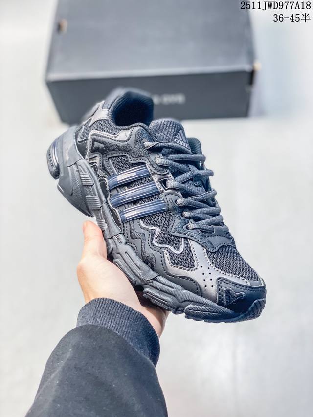 公司级Bad Bunny X Adidas Originals Response Cl 阿迪达斯 复古休闲跑步鞋 鞋身采用大面积的麂皮和网布材质 复古感拉满 中