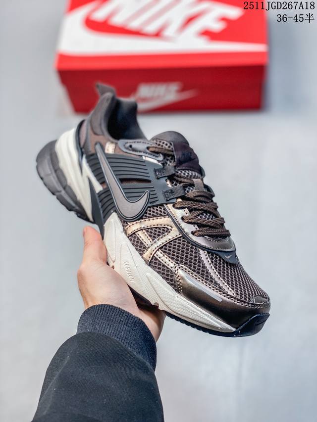 Nike V2K Run 潮流运动防滑耐磨 低帮 橡胶 泡沫 休闲训练跑步鞋 男女款 棕色 11Jgd267A18