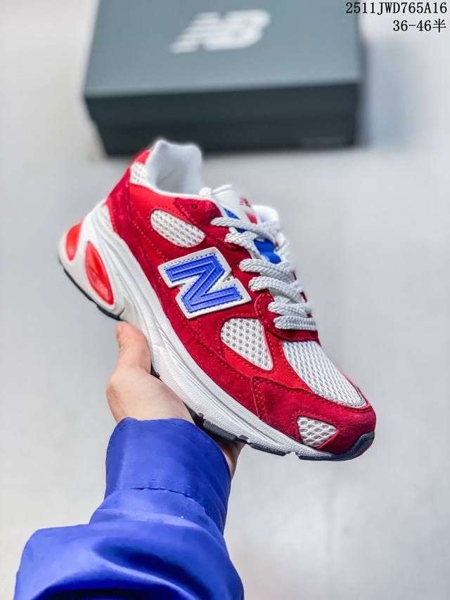 New Balance Nb2010系列 新百伦经典复古休闲运动板鞋 以Encap中底配以升级版 N-Ergy缓震物料 鞋面则采用特色的柔软麂皮搭 以Newba