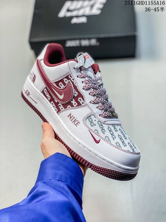 海外爆款限量发售！高端定制Nike Sb Dunk Low “Superme联名------黑色猪八” 高端定制 低帮休闲板鞋 定制鞋盒 大厂纯原品质出货 超高