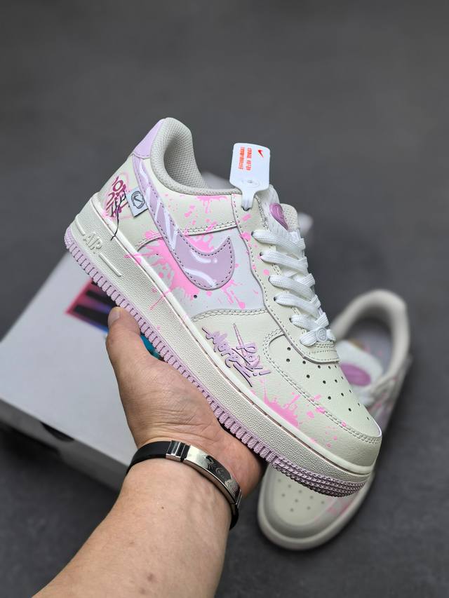Nike Air Force 1 Low 原楦头原纸板 打造纯正空军版型 专注外贸渠道 全掌内置蜂窝气垫 原盒配件 原厂中底钢印、拉帮完美 货号：Fb1839-