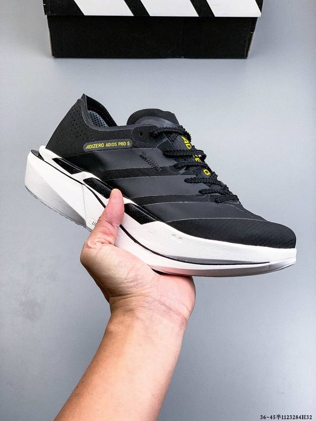 公司级！Adidas Adizero Adios pro 5 M 马拉松飞线贾卡轻质透气休闲运动跑步鞋 采用双层透气网纱 Flywire动态飞线绑缚鞋面材质 内