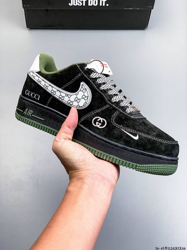 纯原版本 原楦数据纸版，采用硬质优质皮革鞋面材质，内置全掌Air Sole气垫。耐克 Nike Air Force 1 Low 空军一号低帮经典百搭休闲运动板鞋