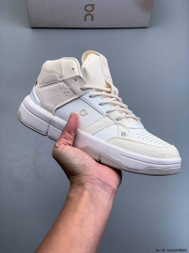 The Roger Advantage 费德勒 X On 昂跑 轻盈休闲板鞋 White purple 鞋款以网球为灵感的运动休闲鞋，大胆的复古外观与革新科技融