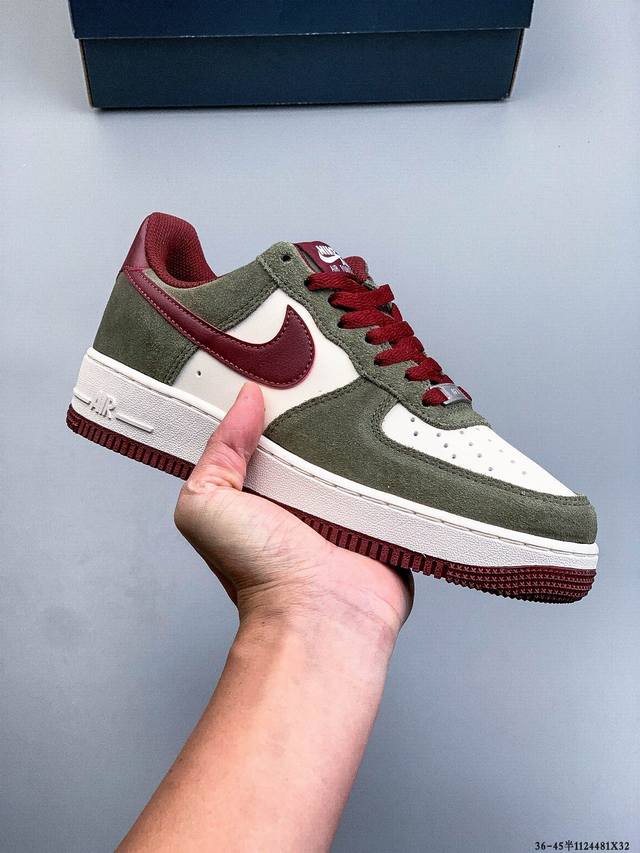 原楦数据纸版，采用硬质优质皮革鞋面材质，内置全掌Air Sole气垫。耐克 Nike Air Force 1 Low 空军一号低帮百搭休闲运动板鞋 112448