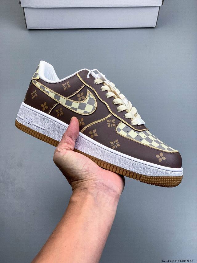 原楦数据纸版，采用硬质优质皮革鞋面材质，内置全掌Air Sole气垫。耐克 Nike Air Force 1 Low 空军一号低帮百搭休闲运动板鞋 112148