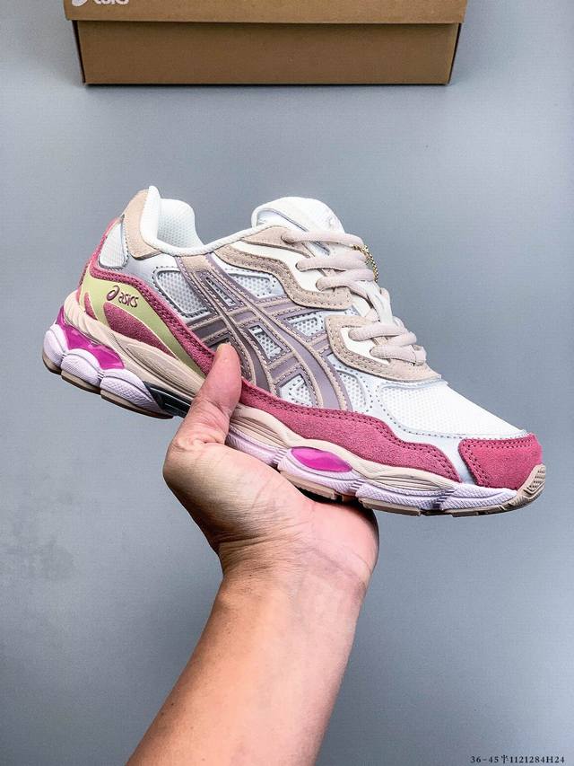 Asics 亚瑟士Gel-Nyc 2055透气网眼鞋面配合部分合成革材质 采用全新Ahar+橡胶材质 更加耐磨 1121284H24