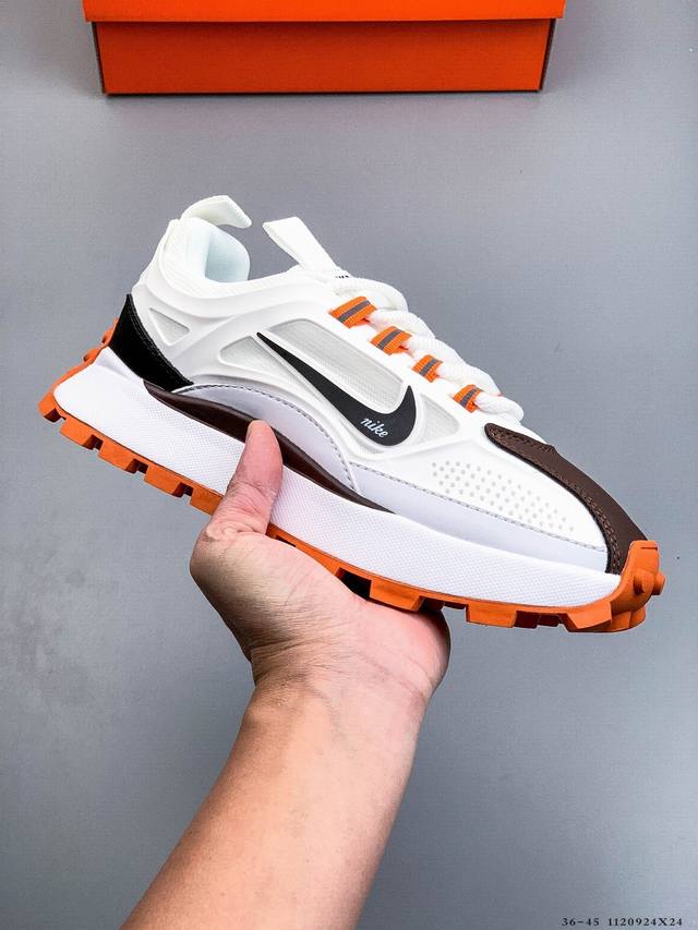 公司级 Nike Reactx pegasus Trail 2026 越野跑步鞋 兼顾迅疾外观和稳固脚感 后跟覆面和中足动态支撑巧妙融合 缔造稳定顺畅的迈步体验