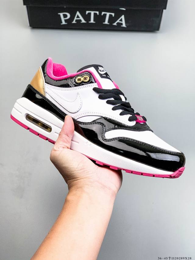真标 Nike Air Max 1 耐克气垫 缓震 耐磨运动鞋 鞋身材质均选择皮革 织物 麂皮多种材质覆盖 保证质感的前提下 层次感也相当不错 带有开窗式 Ai