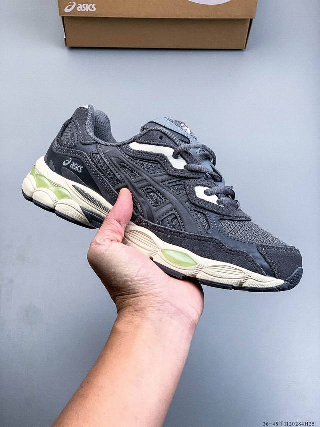 Asics 亚瑟士Gel-Nyc 2055透气网眼鞋面配合部分合成革材质 采用全新Ahar+橡胶材质 更加耐磨 1120284H25