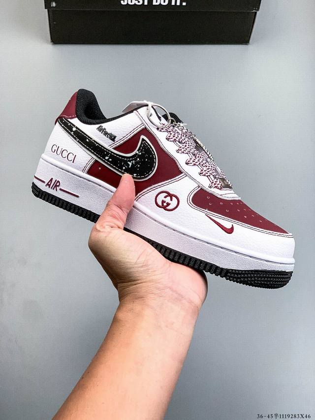 纯原版本 原楦数据纸版，采用硬质优质皮革鞋面材质，内置全掌Air Sole气垫。耐克 Nike Air Force 1 Low 空军一号低帮经典百搭休闲运动板鞋