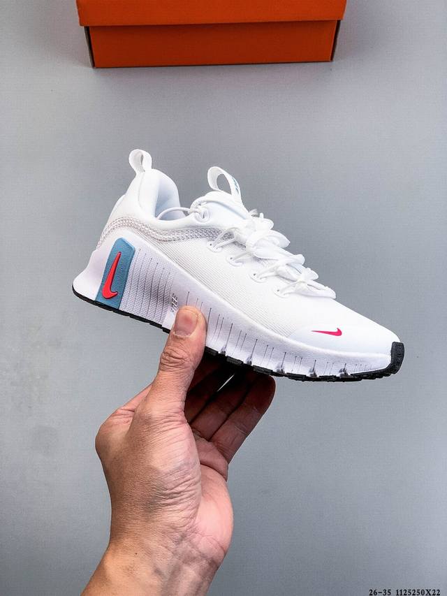 耐克Nike Free Metcon 6 透气轻便百搭休闲小童鞋 1125250X22