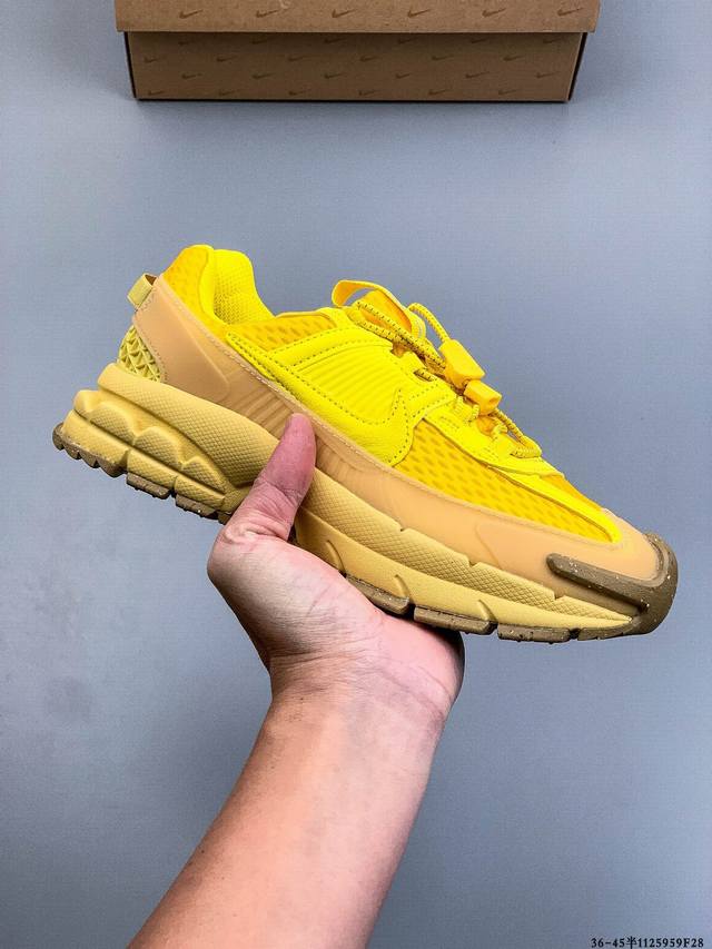 公司级！耐克Nike Zoom Vomero Roam 潮流低帮休闲运动鞋 Nike Zoom Vomero Roam男子冬季款运动鞋专为城市环境匠心设计，是潮