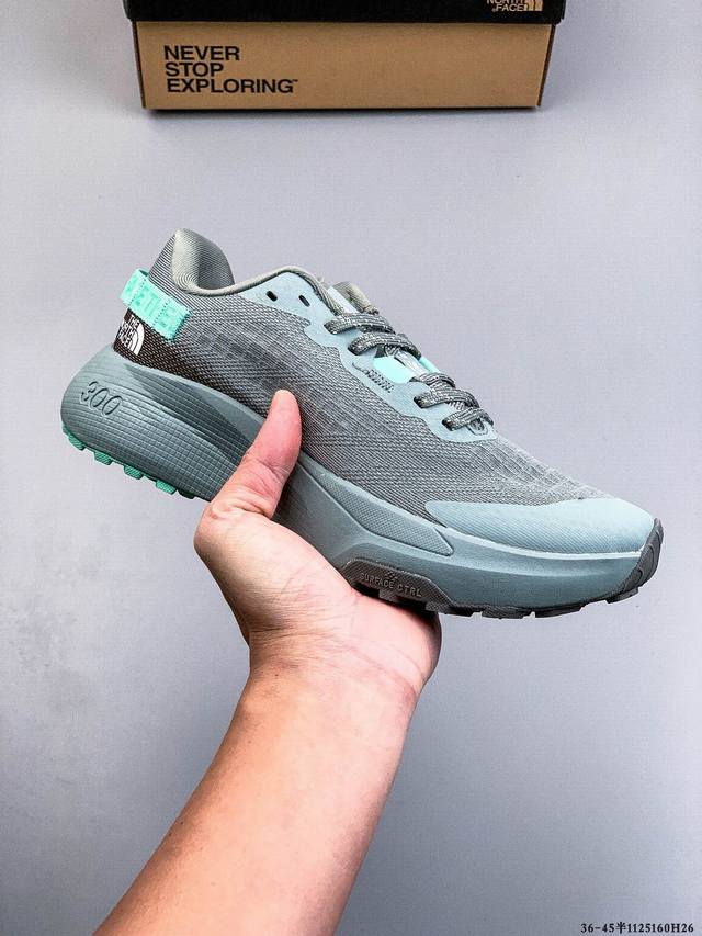 The North Face 北面 乐斯菲斯 男女鞋真标半码制，升级原楦原纸版开发版型，采用轻量网织物科技面料材质，中底Ream 泡沫橡胶物料，外置防滑橡胶大底