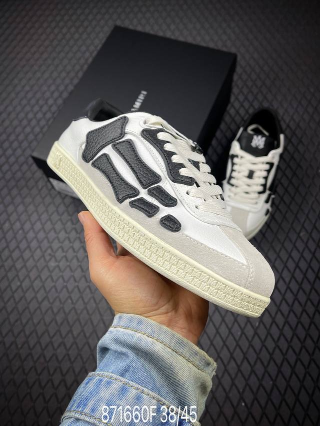 FAmiri Skeleton High 骨骼鞋 此款简洁而不失设计感，适合搭配各种服饰风格。在日常穿搭中能轻松胜任，让您在不同场合中都能展现出自己的品味。生胶