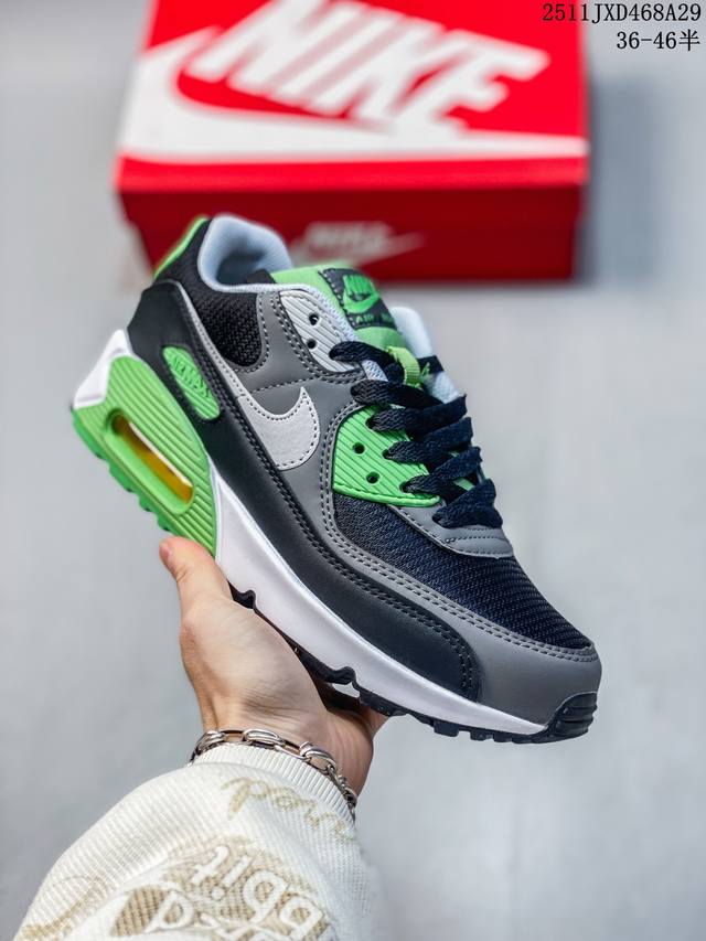 公司级Nike Air Max 90 初代复古气垫百搭休闲运动慢跑鞋复古小气垫史上第一双可视气垫跑鞋 凭借着 Air Max 气垫带来的舒适脚感和鞋面面料上的不