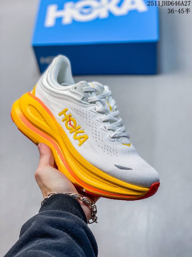 美国新兴跑鞋品牌 Hoka One One Clifton 9 Low 克利夫顿9代系列低帮厚底网织轻量休闲运动慢跑鞋 1162012 Wgrh 码数：36 3