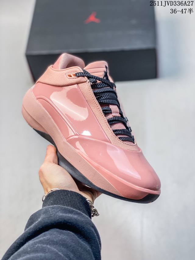 公司级Nike 耐克 Aj40男子缓震耐磨篮球鞋秋季新款实战训练运动鞋Hm9932 穿上 Air Jordan 40 pf “Blue Suede” 男子篮球鞋