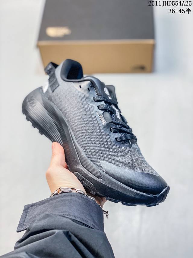 简介：北面 The North Face Altamesa 300 圆头系带 减震 耐磨 低帮 徒步鞋 兼具高效缓震与稳定性能 采用轻质柔软的Dream发泡中底