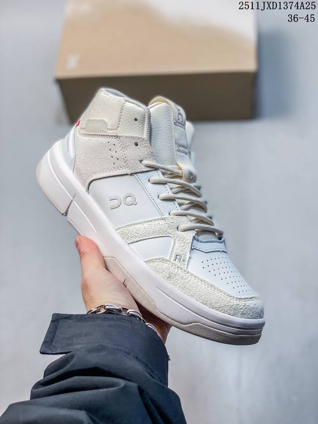 On昂跑 The Roger Clubhouse 高邦 户外街头机能风跑步鞋 越界开启全新都市探索 Cloudtec专利科技鞋底搭载耐温耐用革新中底泡棉 同时以