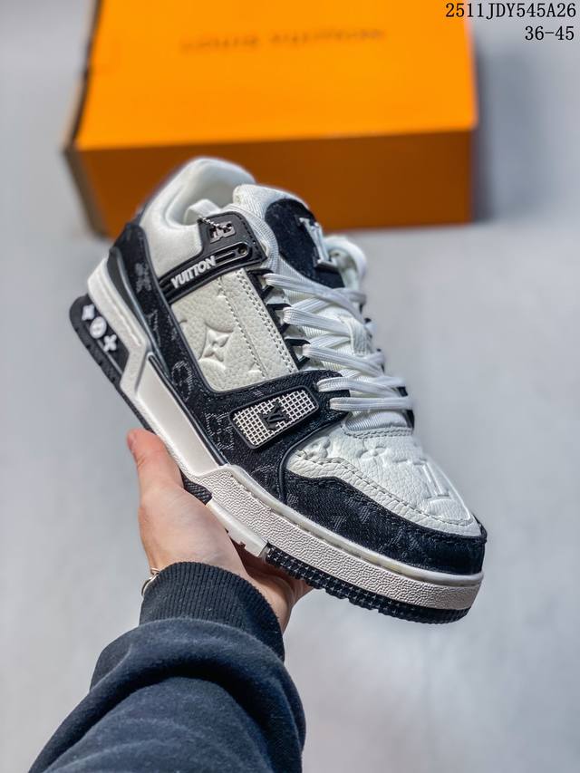 36-45抽屉盒 路易威登 Louis Vuitton Lv路易威登板鞋 Lv篮球鞋风格运动鞋 该鞋由艺术总监 Virgil Abloh设计 垫脚聚米微料加透气