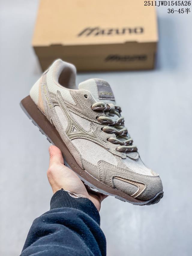 公司级Mizuno美津浓 Lg 60S 2K 舒适百搭 做旧设计 德训 薄底防滑耐磨 低帮休闲鞋 Y2K与60S的时空碰撞 趋势破壁 沿袭Mizuno经典薄底跑