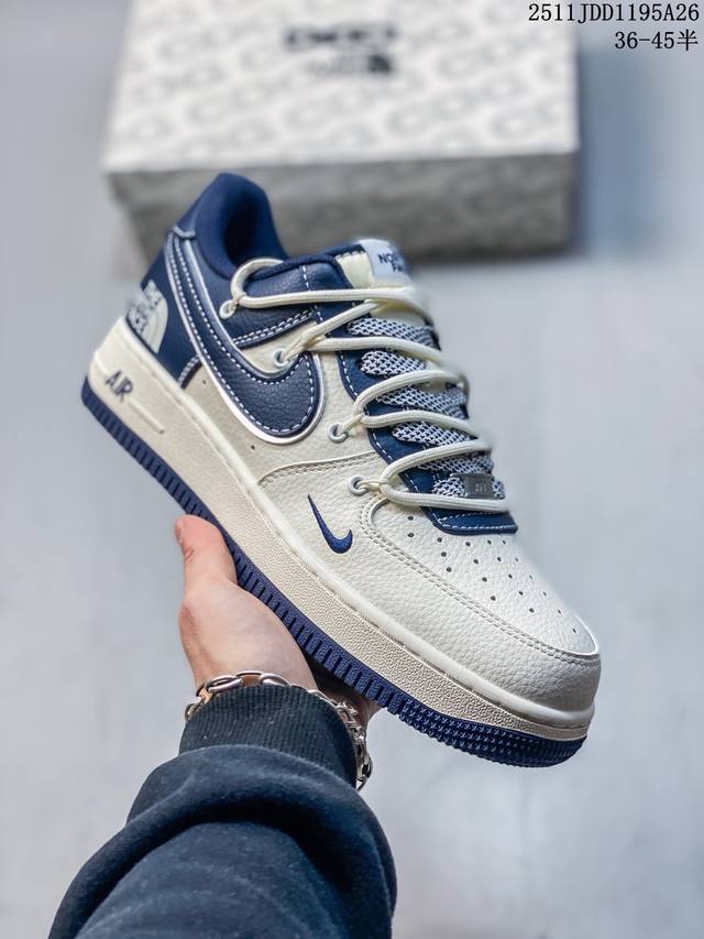 斯图西联名 蓝白金典配色加上绑带设计舒适融合，海外限量发售！公司级Nike Air Force 1 ‘07 Low 空军一号 低帮 运动鞋 休闲鞋 折边针车 工