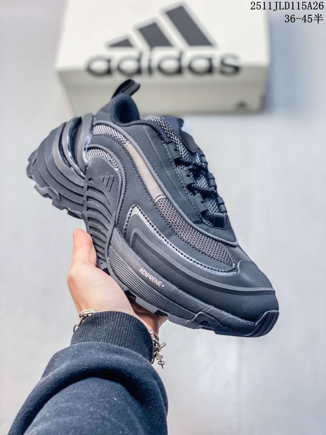 公司级Adidas阿迪达斯男女Wonder Runner Turbofo运动训练跑步鞋 设计充满未来机械感，低帮造型非常百搭，无论是运动裤还是休闲牛仔裤都能轻松