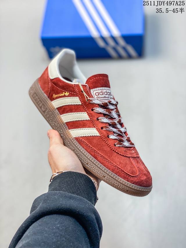 阿迪达斯 德训鞋 Adidas Originals Samba Og Shoes 经典运动鞋小白鞋 T头鞋 男女士板鞋 彰显休闲摩登风情的时尚经典鞋。它诞生于5