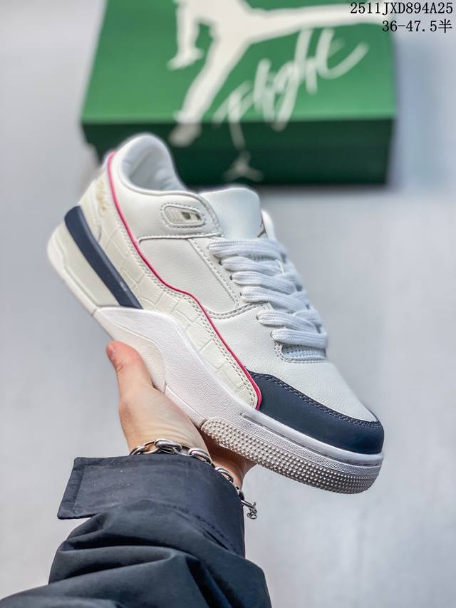 公司级Who Decides War X Nike Jordan Flight Court Ate 搭防滑耐磨 低帮 耐克复古篮球鞋 货号:Ib4414-100