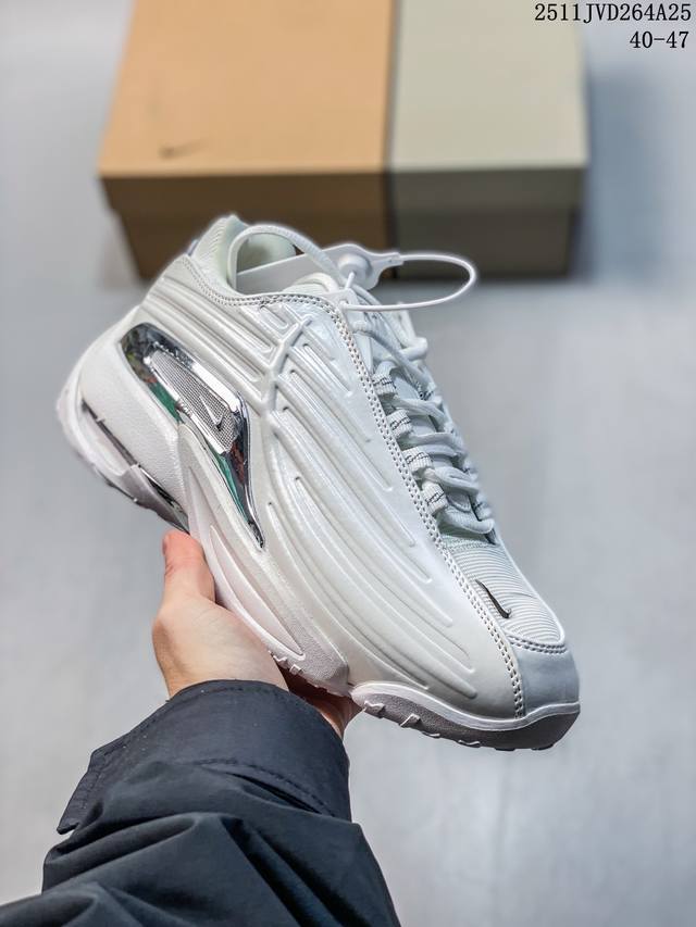 Nike Hot Ste “Black Gunmetal” 低帮 生活休闲鞋 男女同款 11Jvd264A25