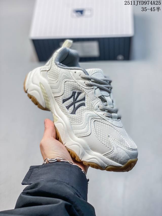 公司级Mlb Cargo Chunky 纽约洋基队 时尚百搭休闲运动潮流 防滑耐磨 低帮 老爹鞋 货号:3Ashc055N 尺码:35 36 36.5 37.5