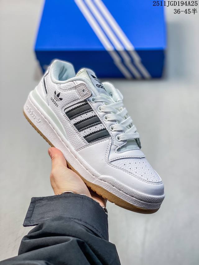 真标Adidas Forum Low Cl 84款阿迪达斯 三叶草低帮 经典复古板鞋 潮流休闲鞋 货号:Ig3964 尺码:36 36.5 37 38 38.5