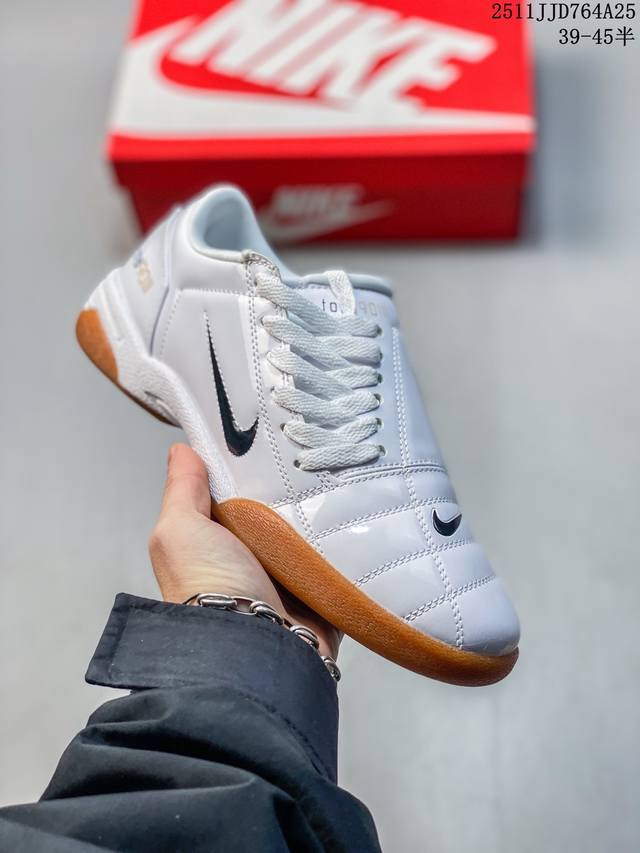 耐克 Nike T90 Sp 老爹风足球风复古透气缓震休闲运动慢跑鞋 货号：308238-077 尺码：39-45半码 11Jjd764A25