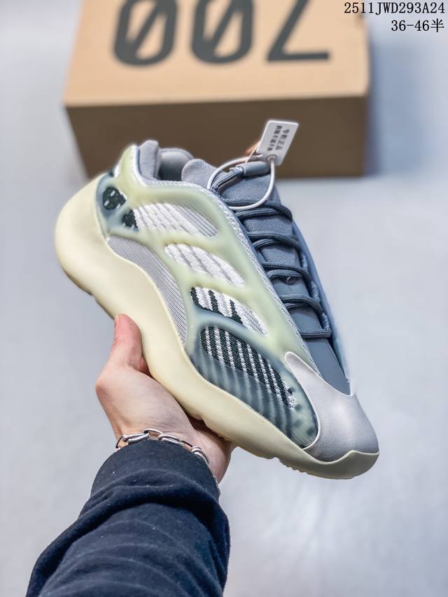 阿迪达斯 侃爷Kanye West X Adidas Yeezy Boost Foam Runner 700 V3”Azael“椰子700 V3低帮复古休闲动运