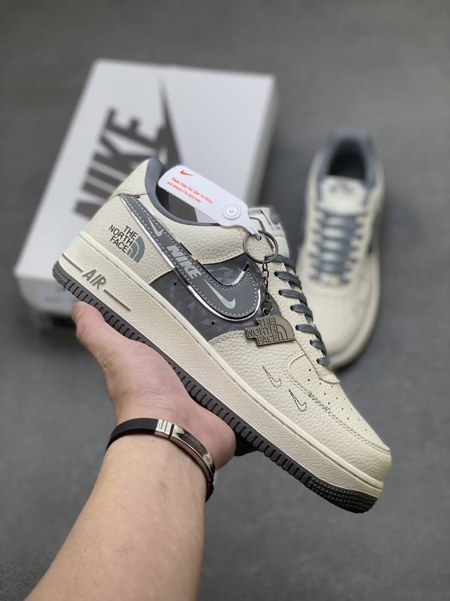 海外限量发售！公司级Nike Air Force 1 '07 Low 空军一号低帮 运动鞋 休闲鞋 折边针车 工艺难度大 原楦头原纸板 原装鞋盒 定制五金配件